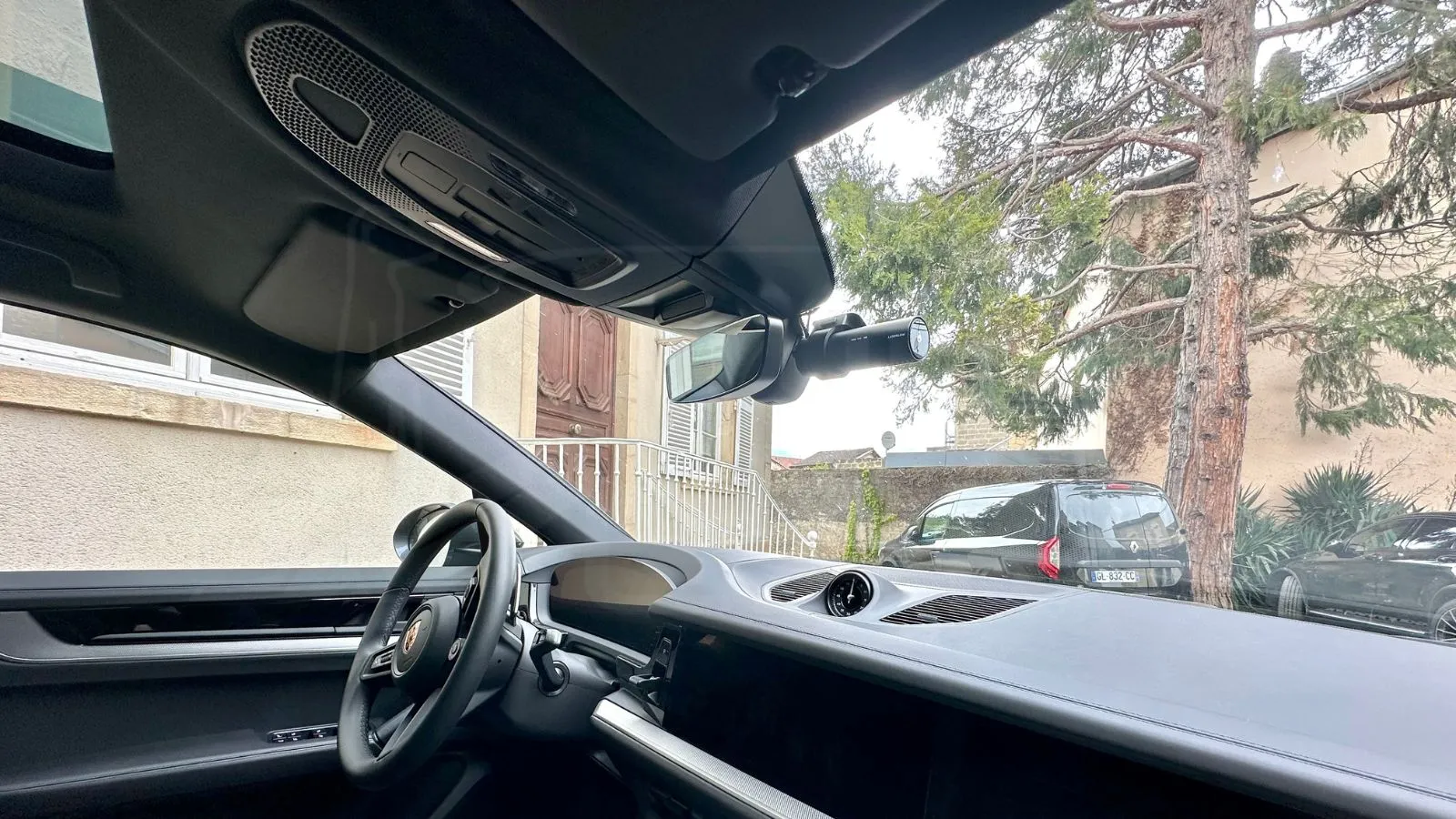 Vue 1 Porsche Cayenne Coupé