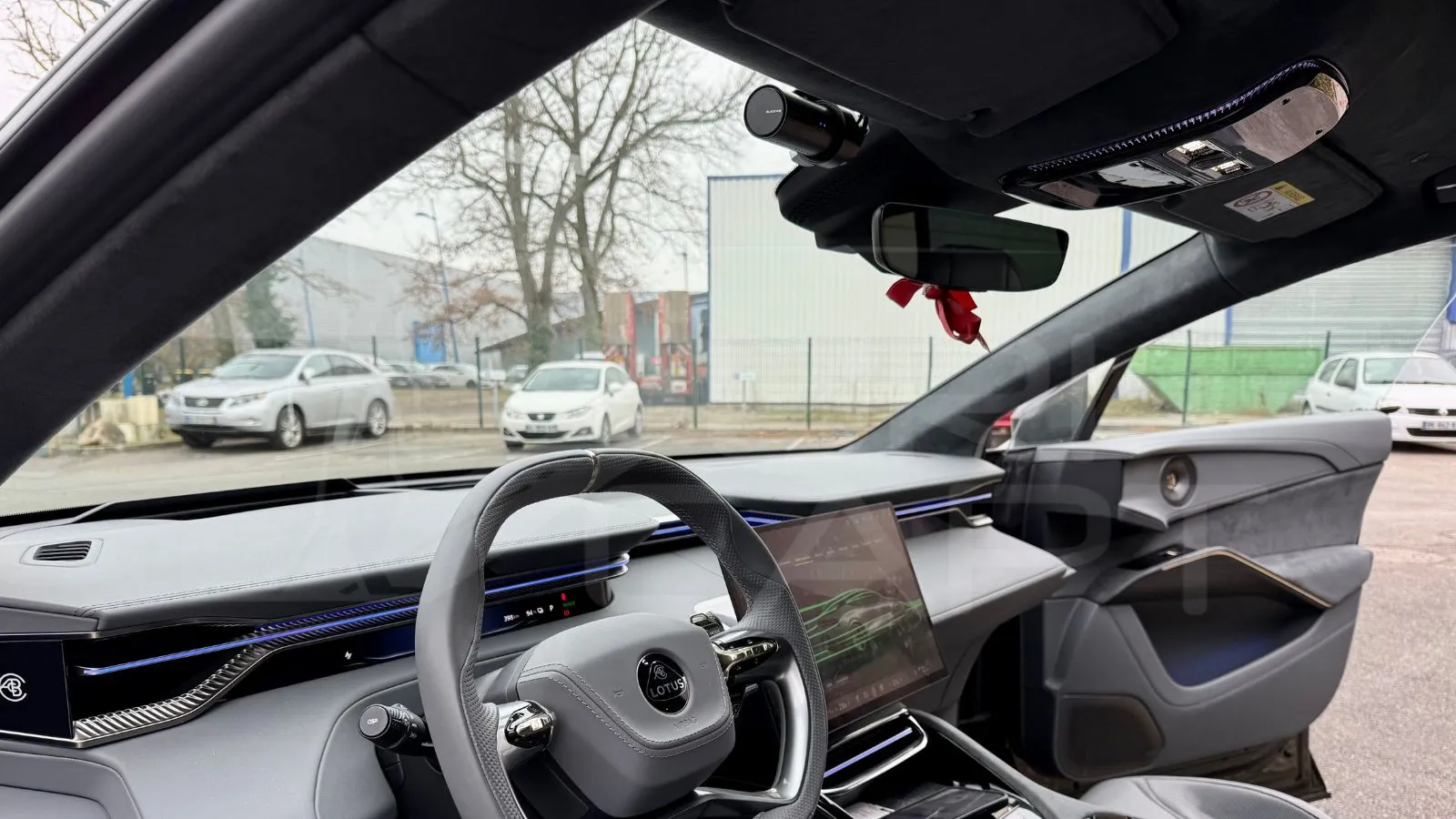 Vue 1 Lotus Eletre R