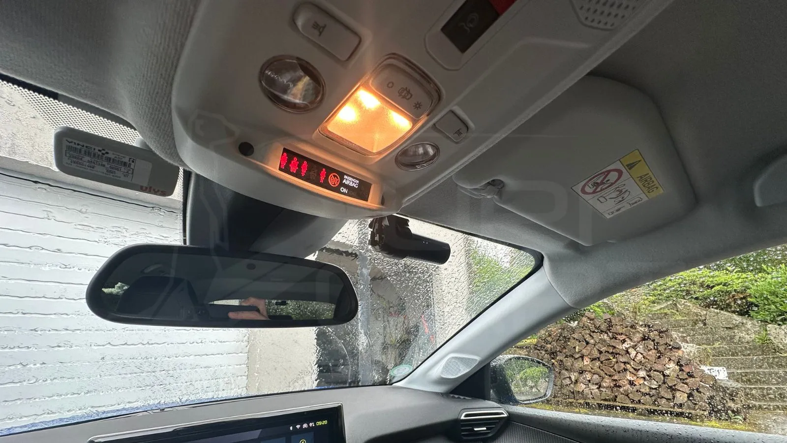 Vue 2 Peugeot 208