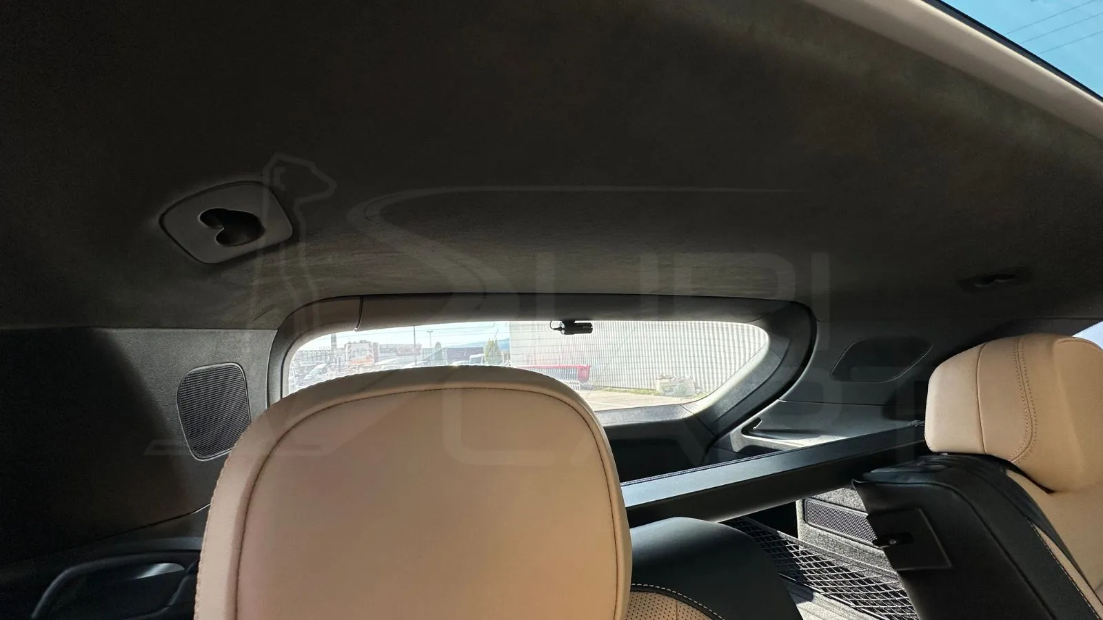 Vue 3 Porsche Cayenne SUV